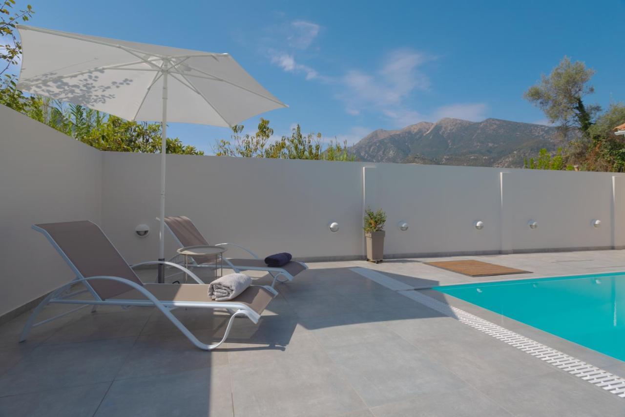 Amoroza Villa Nidhrion Exteriör bild